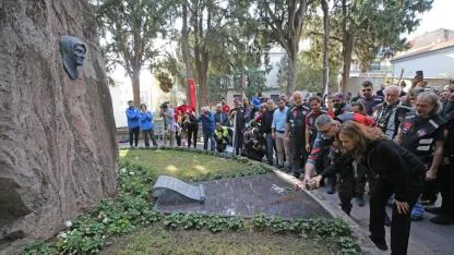 Üç vatan toprağı, Zübeyde Anne’nin huzurunda buluştu