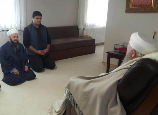 ÜSKÜDAR: ŞIH'INDAN İZİN ALIP KILIÇDAROĞLU'NUN YANINA KOŞTU!