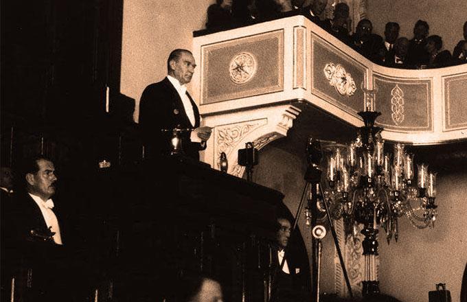 Saltanata karşı Cumhuriyet 94 yaşında; Cumhuriyet Bayramınız kutlu olsun